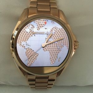 NWOT Michael Kors Access Bradshaw Smartwatch